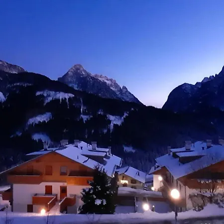 Dolomiti Ferienwohnung, Vacanze. *